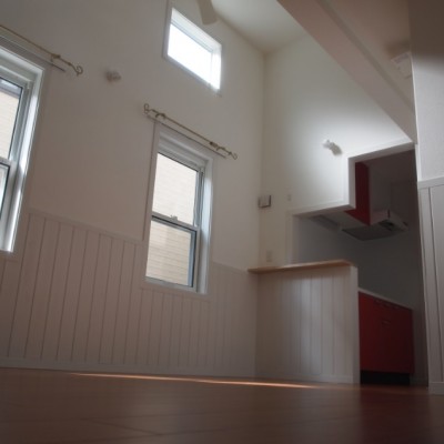 103リビング下から